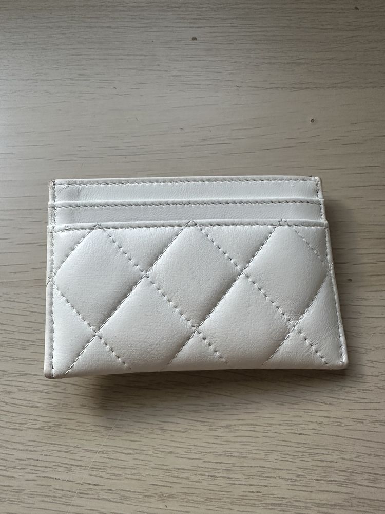 Chanel портмоне бяло