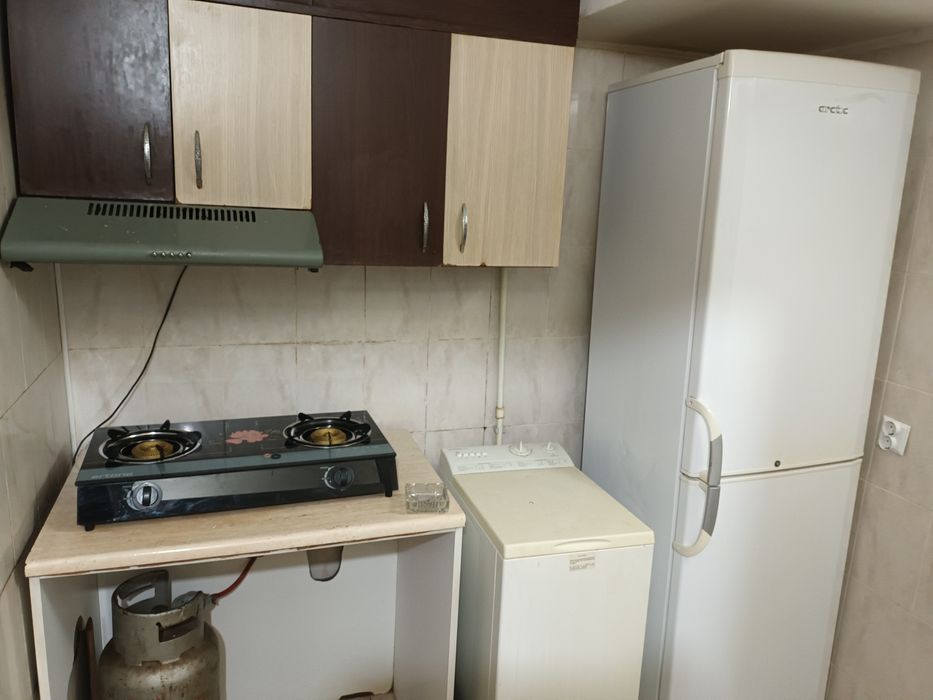 Închiriez garsoniera