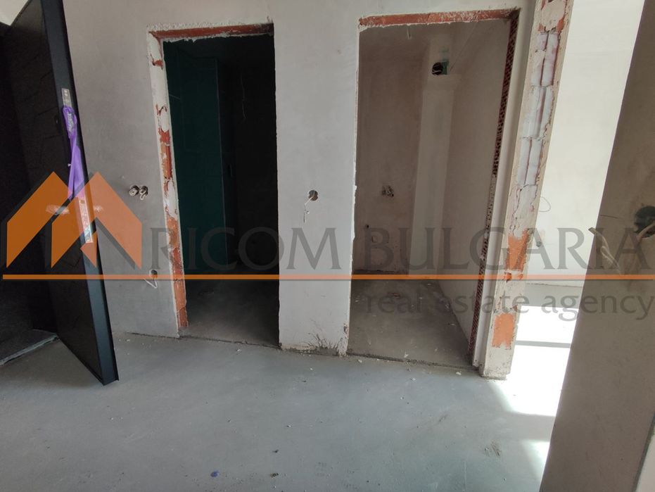 Продава се Двустаен апартамент в Варна, Виница - 72 кв.м за 1362 €/кв.м - Снимка #7