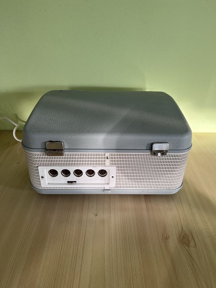 Магнетофон Grundig TK 23