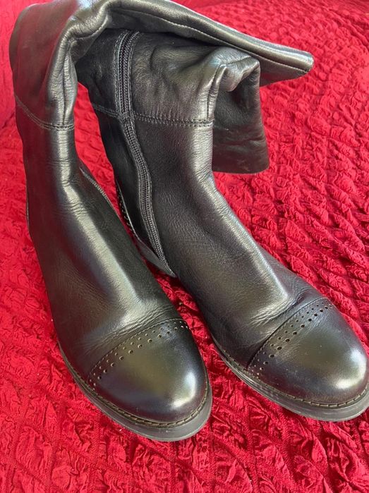 Женские сапоги в отличном состоянии