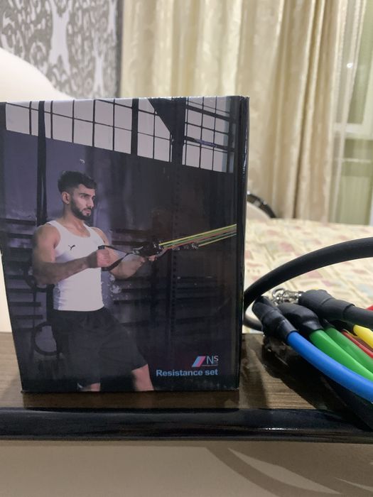 Эспандер спортивный трубчатый новый в упаковке