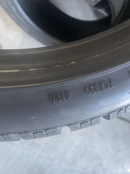 Anvelope 235/40/19 Pirelli set 2 buc