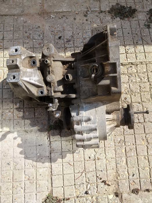 Скоростна кутия за сеат  леон 1 (1.4) бензин