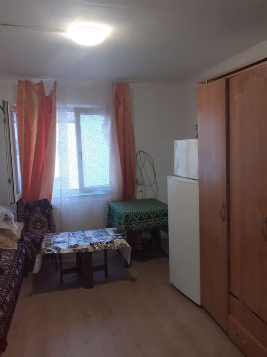 Garsoniera de inchiriat