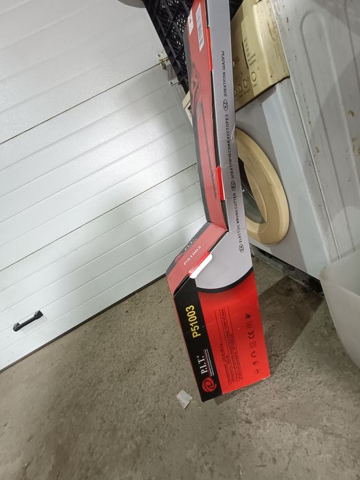 Продам электрический кусторез.