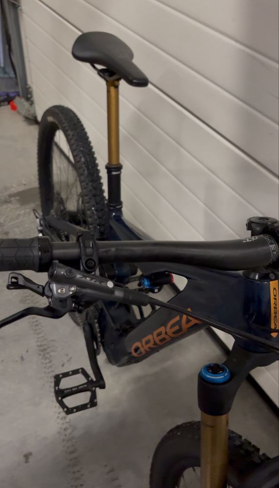 Orbea Rise XTR Kashima Carbon Electrica