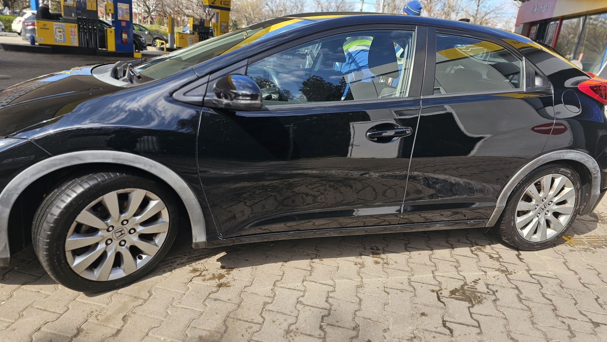 Honda Civic  2012 benzina 1,4 cc