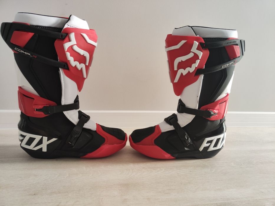 Кросови ботуши FOX 45 номер чисто нови!!!