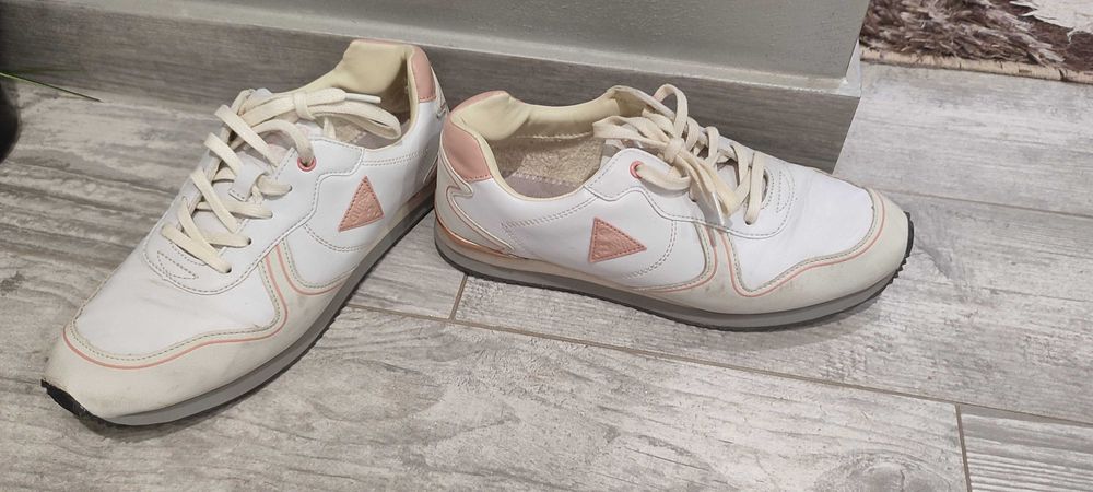 Дамски сникърси Guess