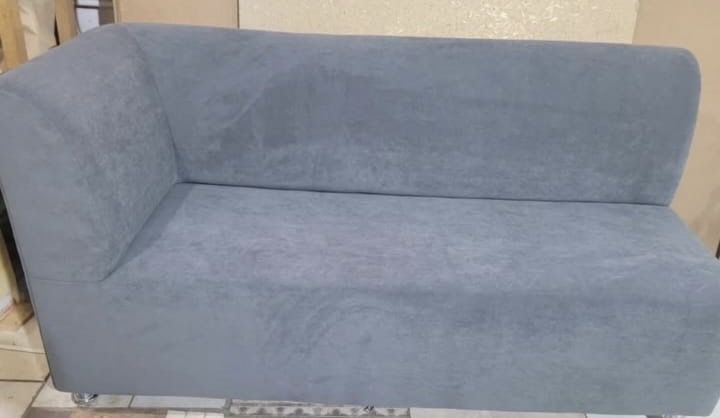 Продам Диван в хорошем состояний !