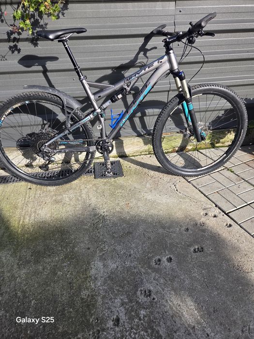 Bicicleta MTB Full Suspension Whyte T-129S