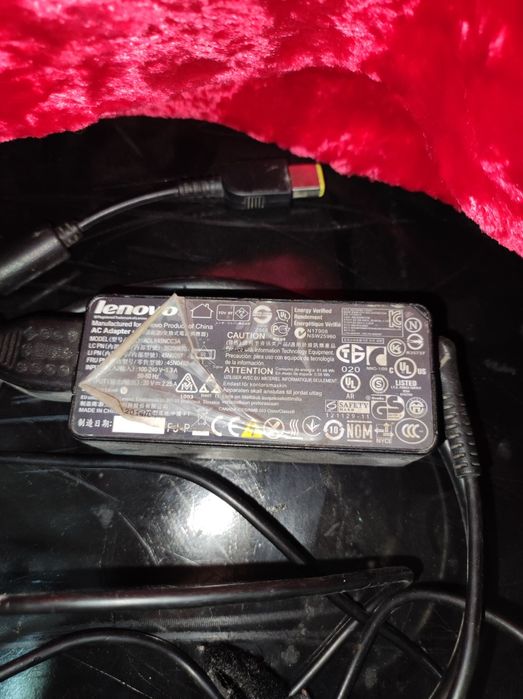 Ноутбук Lenovo на запчасти