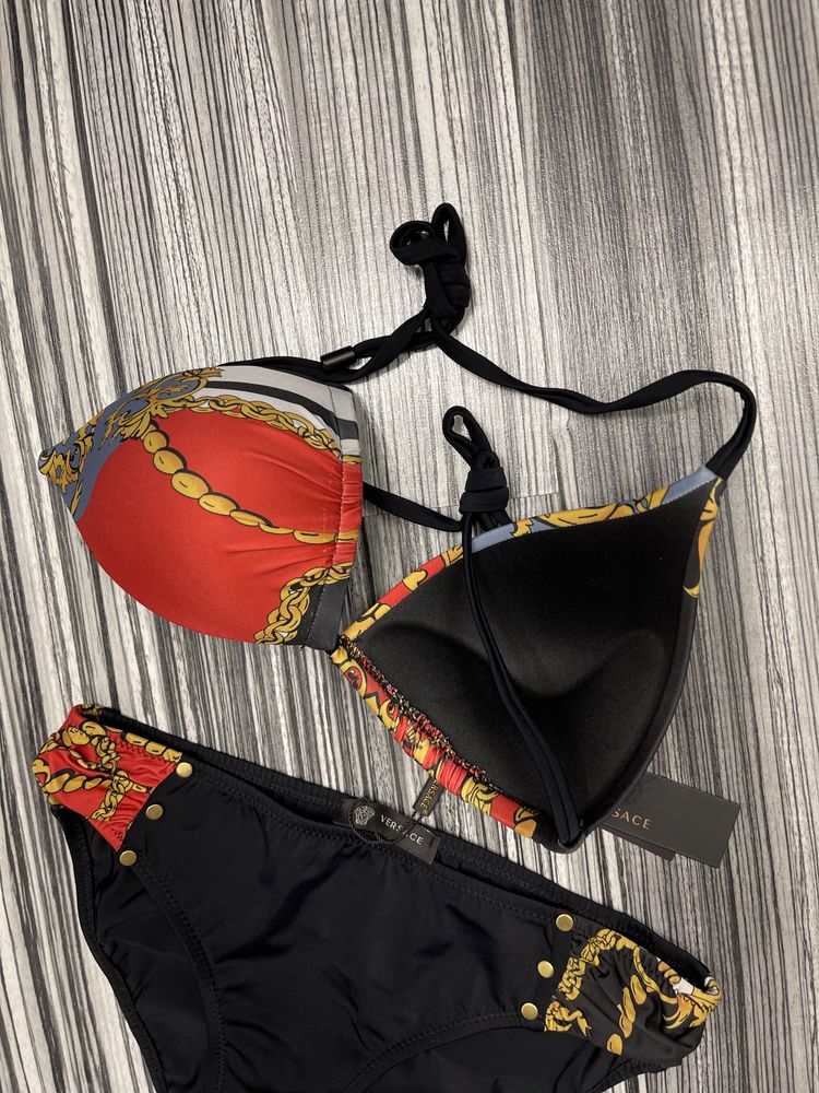 Costum de baie Versace ! PoZe reale ! Mărimi xs  S M ! ATENTIE!!! PROD