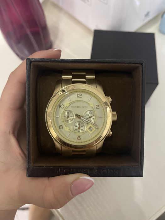 Часы Michael Kors