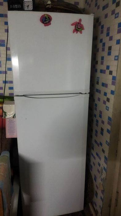 Продам холодильник