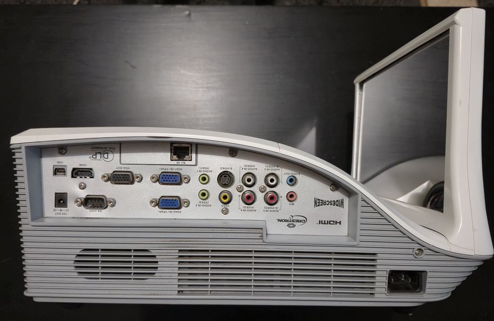 Videoproiector Optoma W307USTi