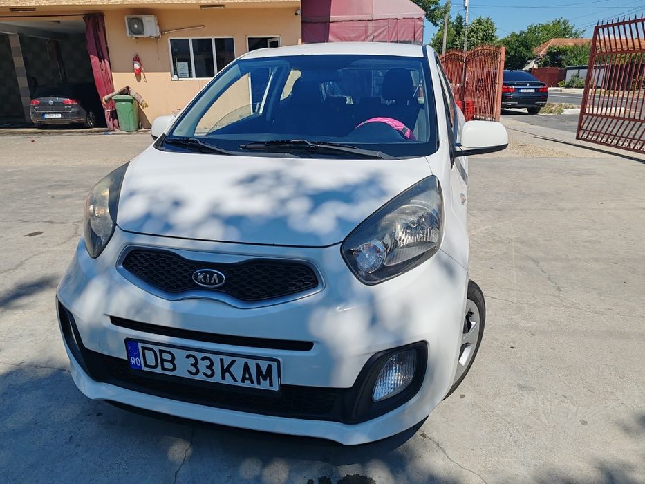 Vând KIA PICANTO facelift  Gpl