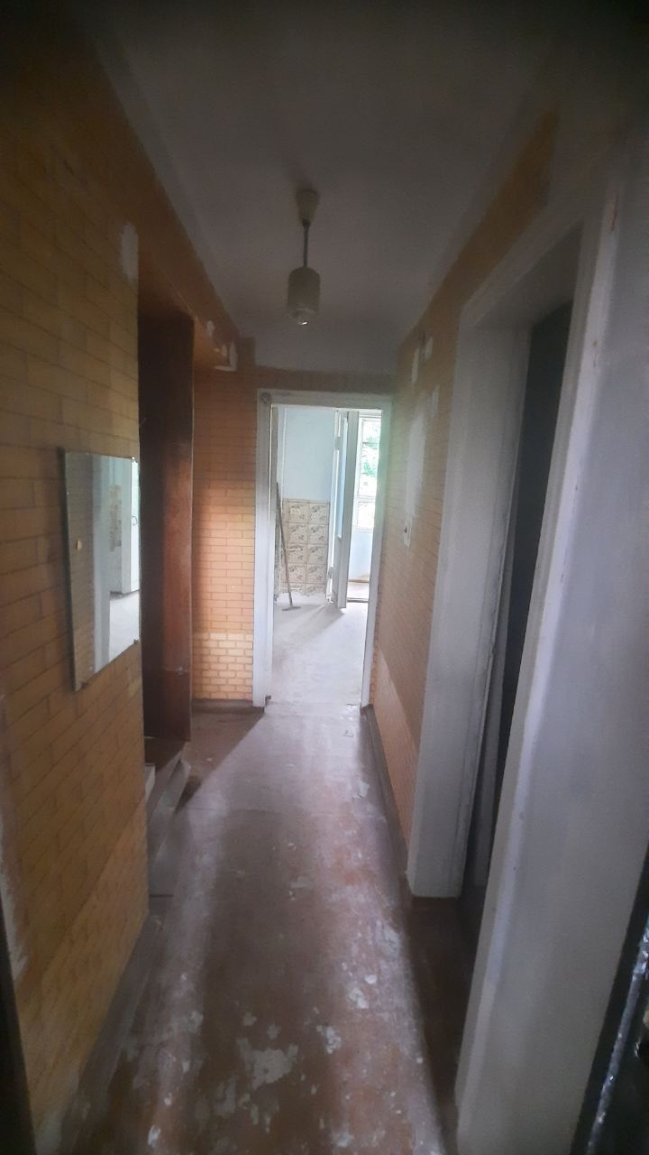 Продается 1 ком  кв рядом с Хокимият