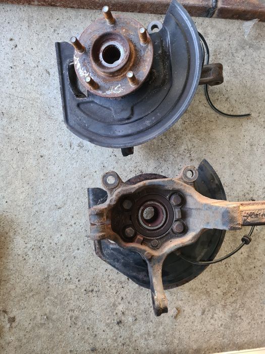 Fuzete ,fuzeta fata Nissan Qashqai motor 1,6 dci ,2011