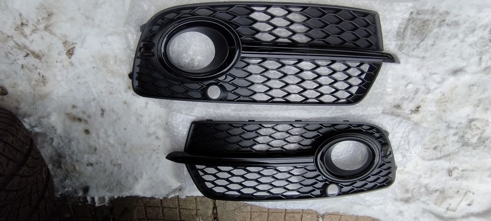 Ауди Q5 / решетки предна броня - 2 комплекта