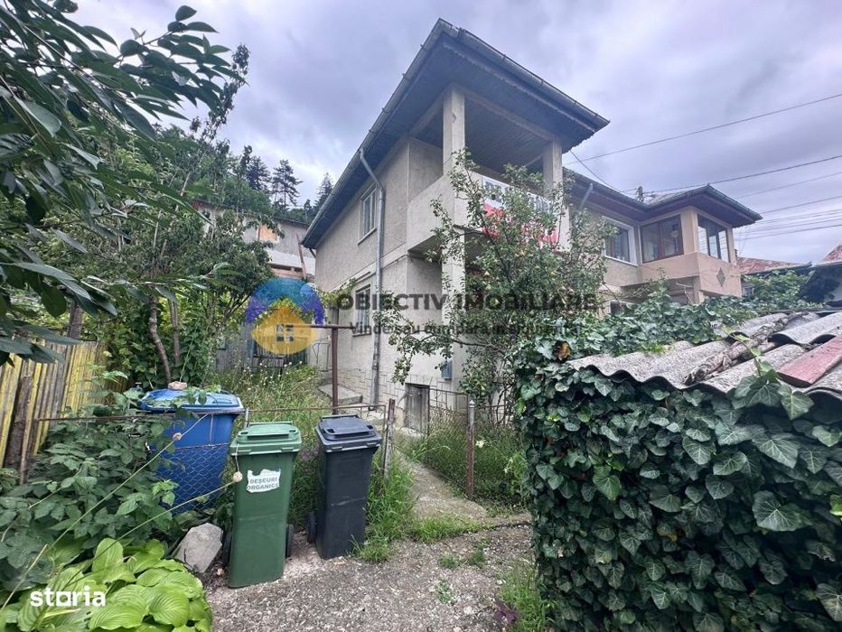 Casa cu teren de vanzare in Piatra Neamt – Strada Petru Rares