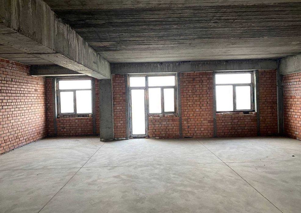 буз базар зор нархда 3хонали коробка кадастр борSilk Road Шошилин110м;