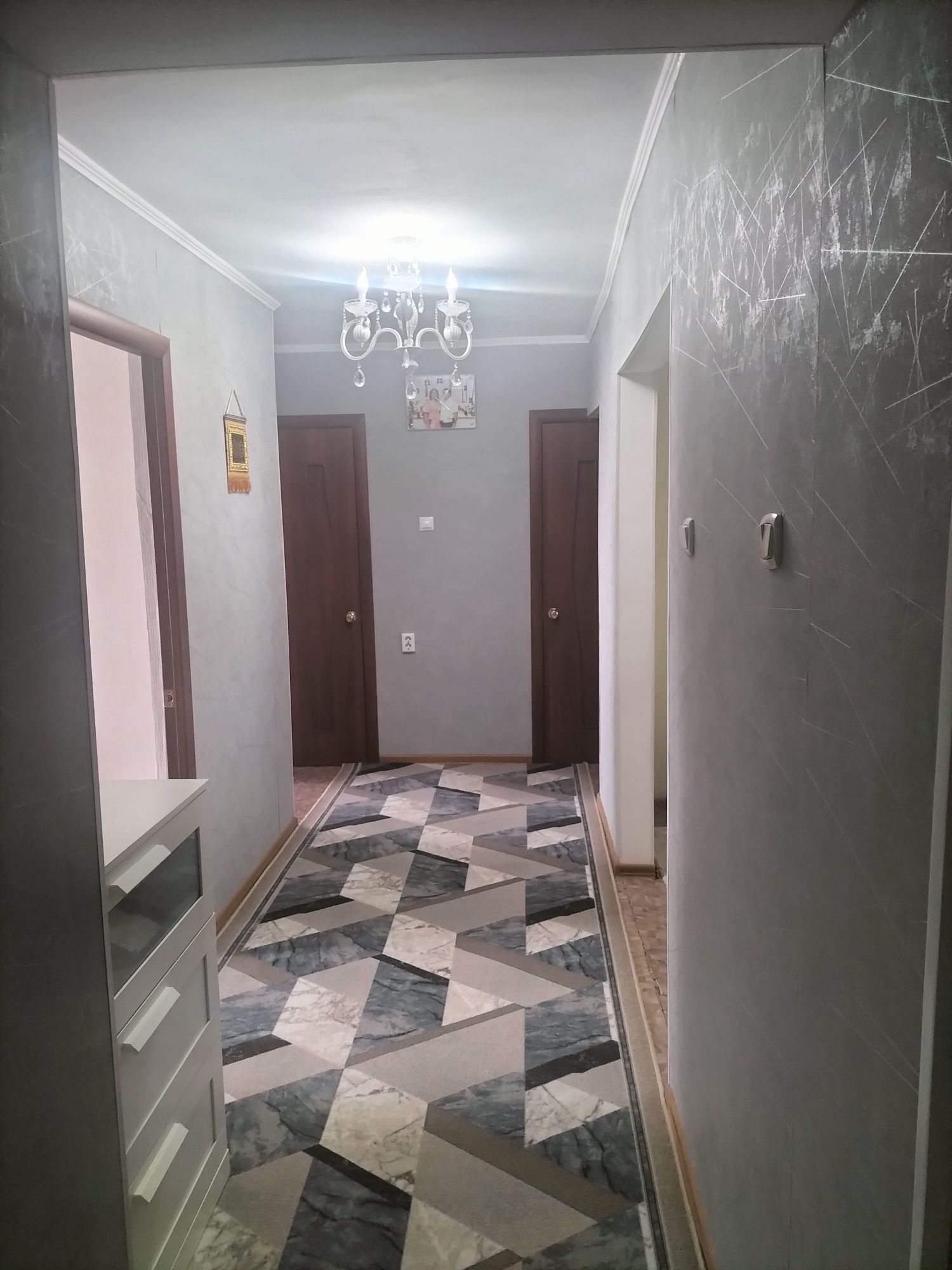 Продам трёх комнатную квартиру