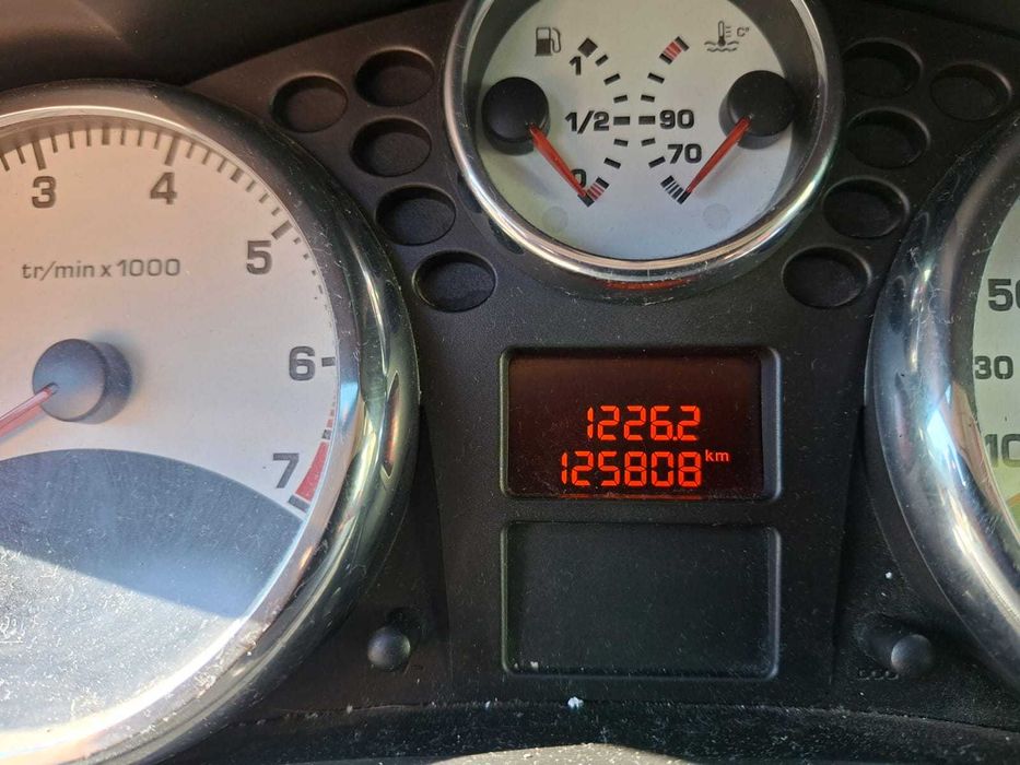 Vand Peugeot din anul 2007