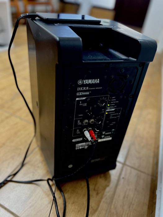 Boxa Activa Yamaha DXR8 DSP 1100W Defecta