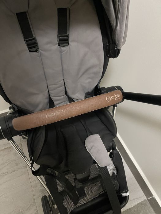 Премиальная коляска Cybex Mios