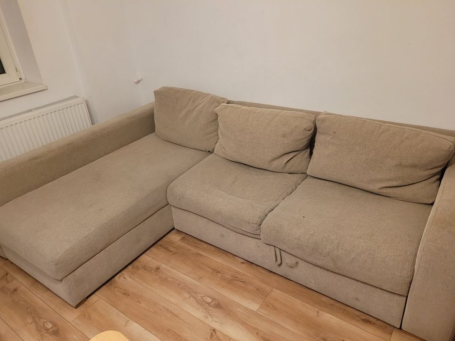 Canapea extensibila cu lada de depozitare