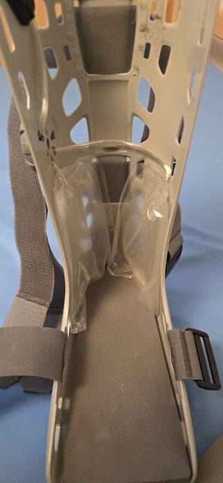 Orteza aircast folosita