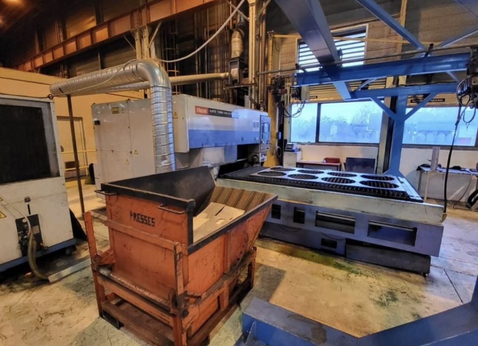 Laser debitare tabla Mazak Super Turbo X48