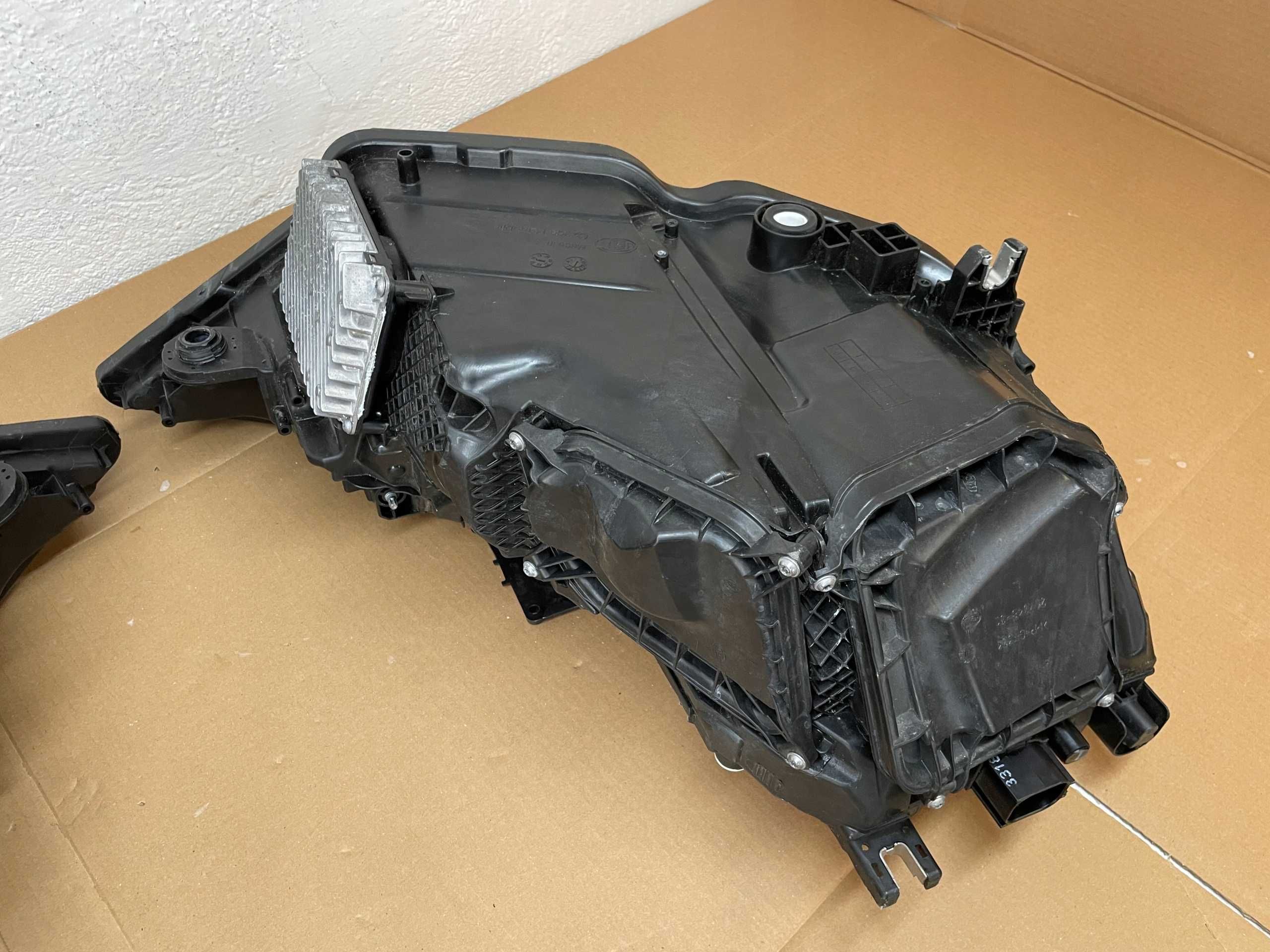 Audi A6 4K C8 full led matrix far faruri stanga dreapta led 2019-