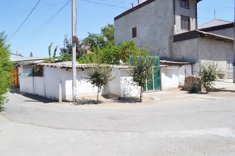 угловой дом 2 сотки под строительство нового дома ор.Узбекистанская