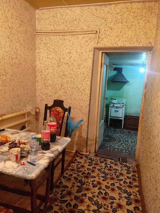 Аренда кв Ийк ота 3хоналик 200долор 1этаж 2этажкалик дом