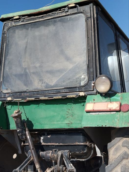 Xachir MTZ 2004 yil akulyator yangi balon 70% ishga tayyor 30 milyon