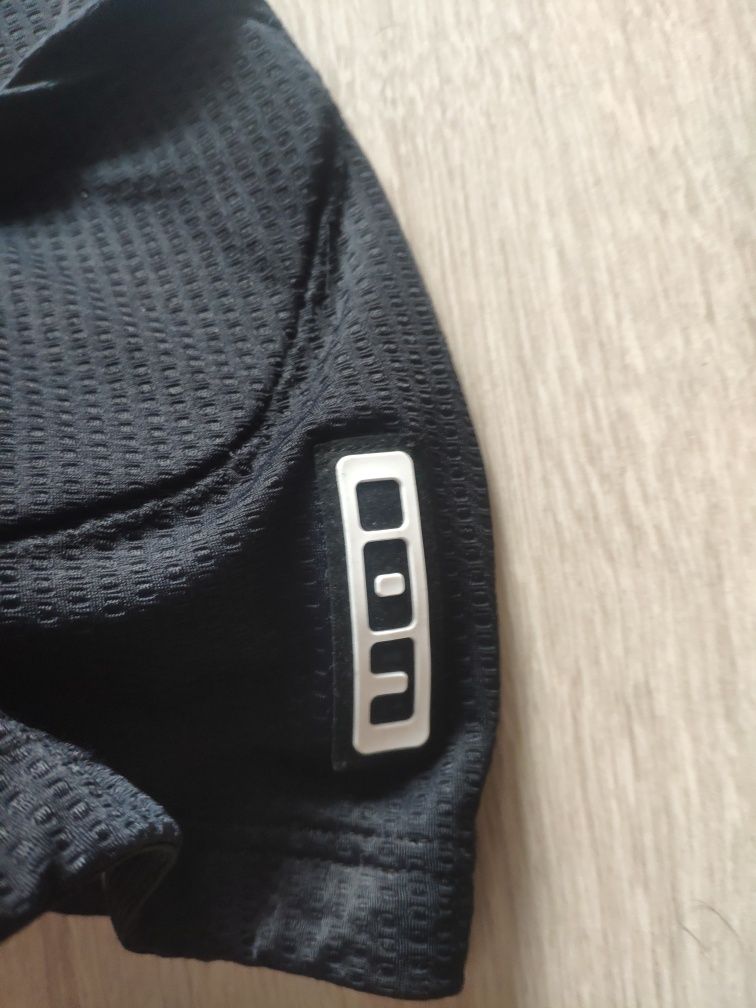 ION™MTB Protection Short Scrub Amp M's, мъжки къси панталони,велосипед