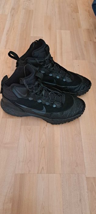 Маратонки Nike 38.5