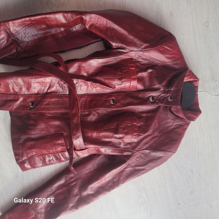 Vand geaca piele visinie mărime S