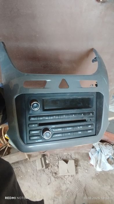 Авто магнитофон сатылады