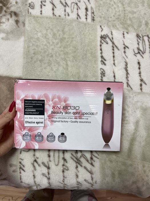 Уред за почистване на лице