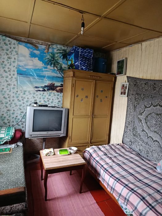 Продается дом, со всеми постройками, возможен торг