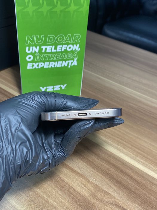 iPhone 16 Pro Max / 256 GB / Sănătate baterie 95% / bun