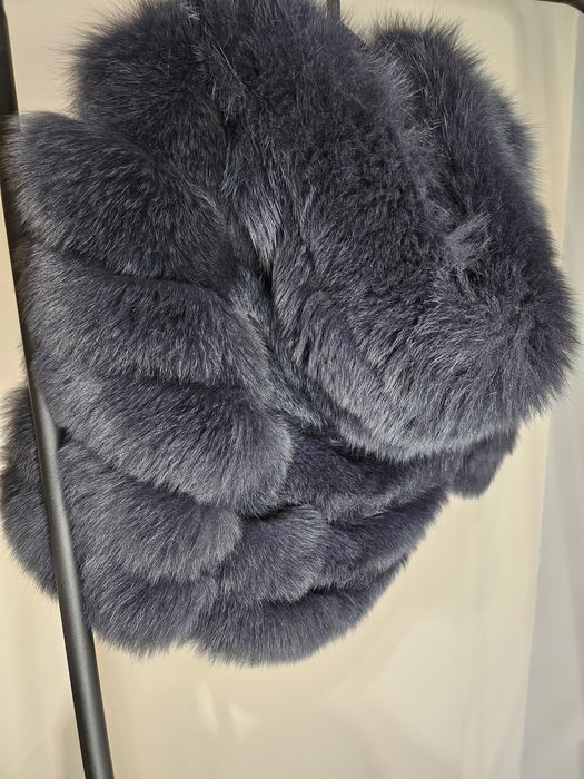 Дамско палто от естествен косъм с качулка