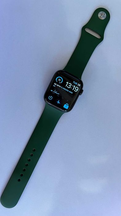 Apple Watch 7 45mm зелен