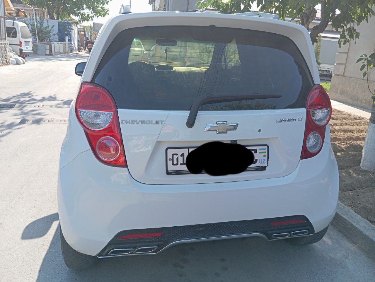 2013 yil Spark 3 poz