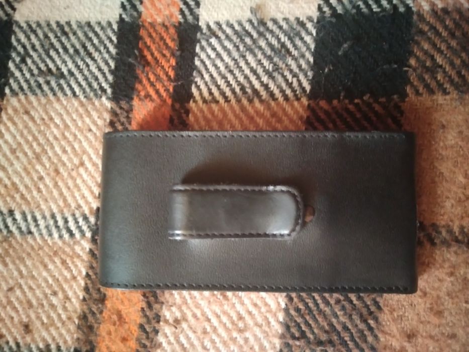 Radio cu casetă vechi