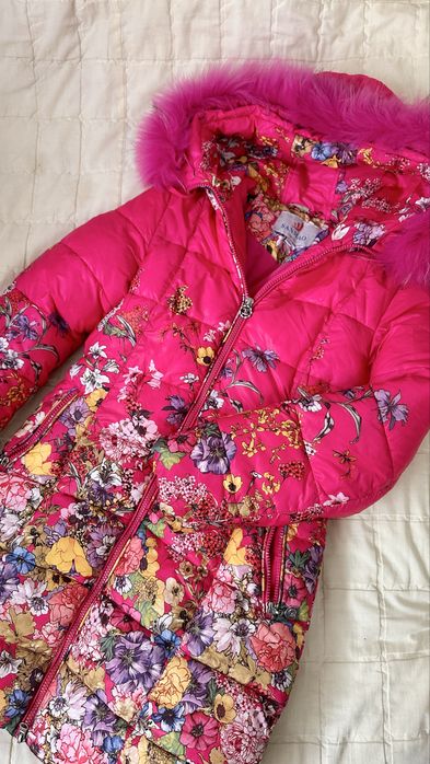 Куртка на девочку 8-10 лет
